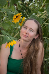 Our Core Instructors & Featured Teachers 20 Caitlin Profile Pic